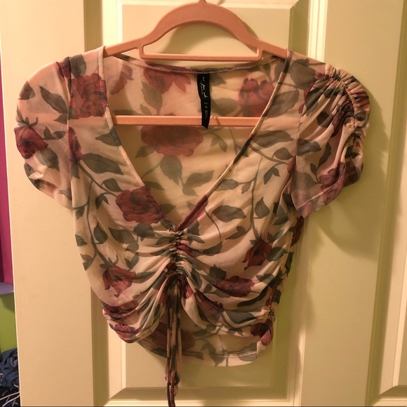 UO Rose Mesh Crop Top - Picture 4 of 9